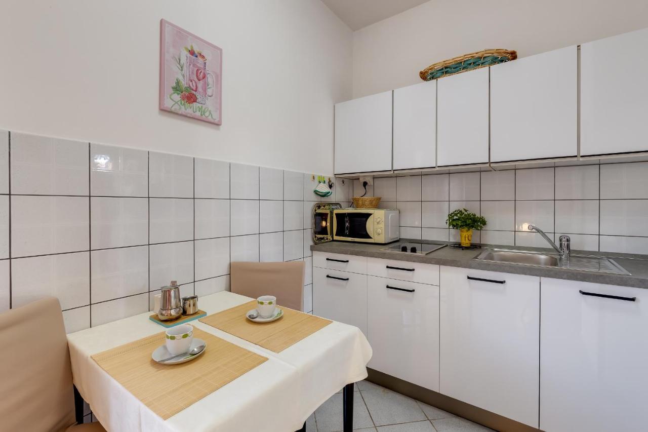 Apartment House Matosevic Poreč Extérieur photo